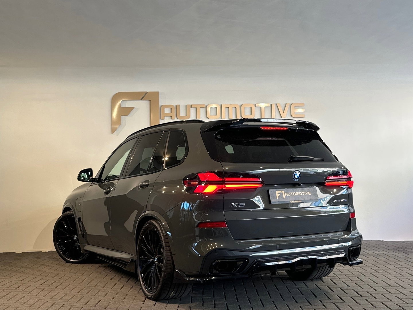 BMW X5 XDrive50e M Sport Pano|M Seat|Skylounge|HuD|Trekh|BTW