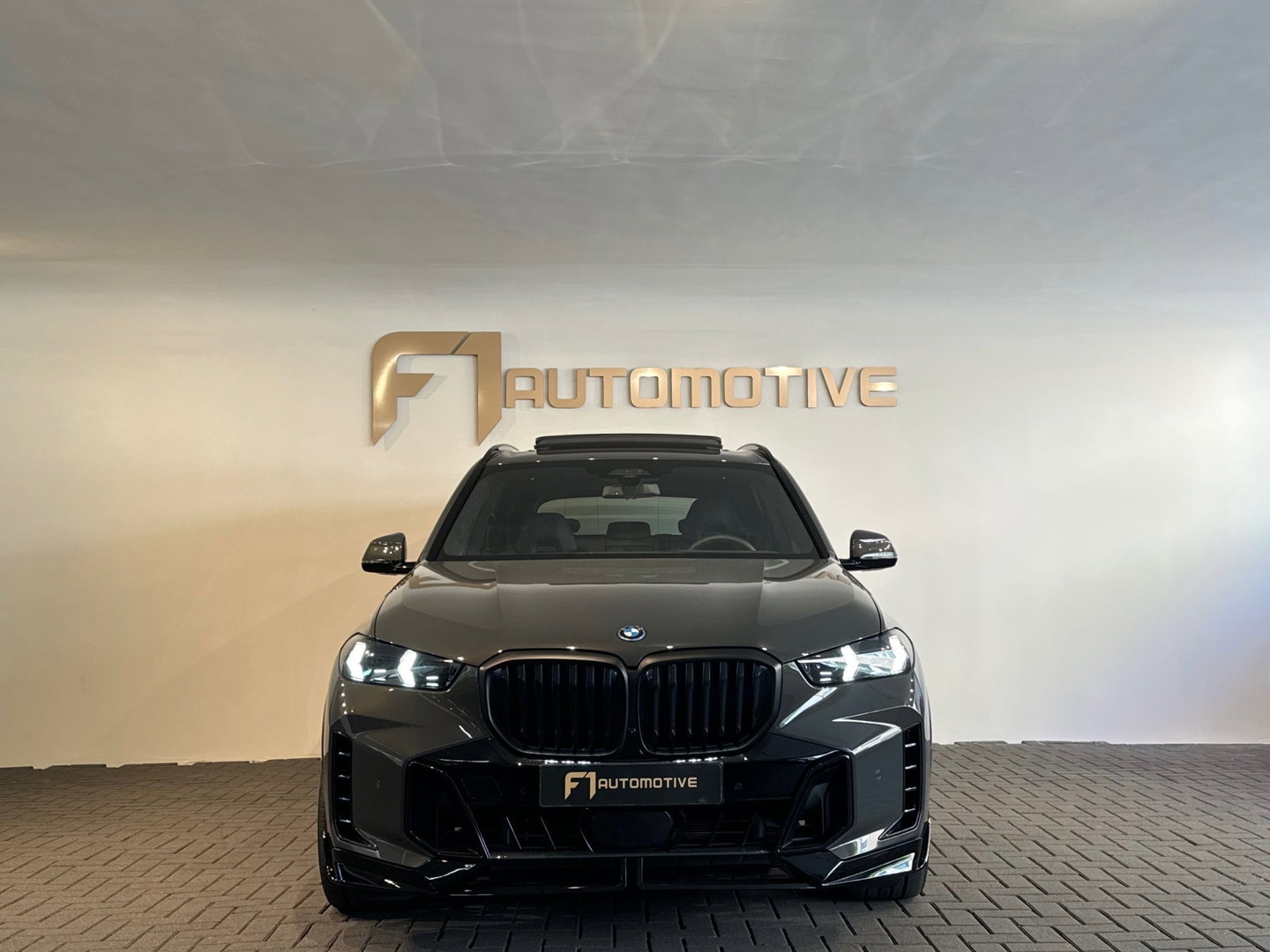 BMW X5 XDrive50e M Sport Pano|M Seat|Skylounge|HuD|Trekh|BTW