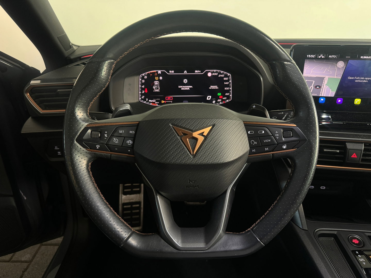 CUPRA Leon 2.0 TSI VZ 300PK Copper Keyless|Sfeer|Beats|Camera