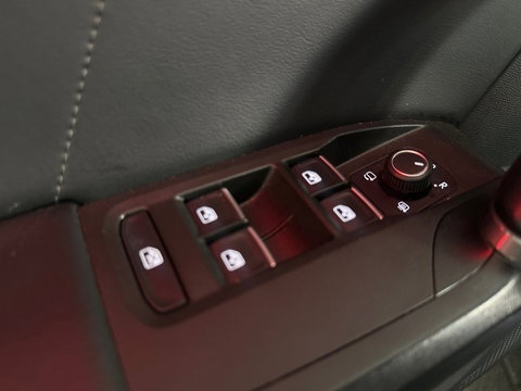 CUPRA Leon 2.0 TSI VZ 300PK Copper Keyless|Sfeer|Beats|Camera