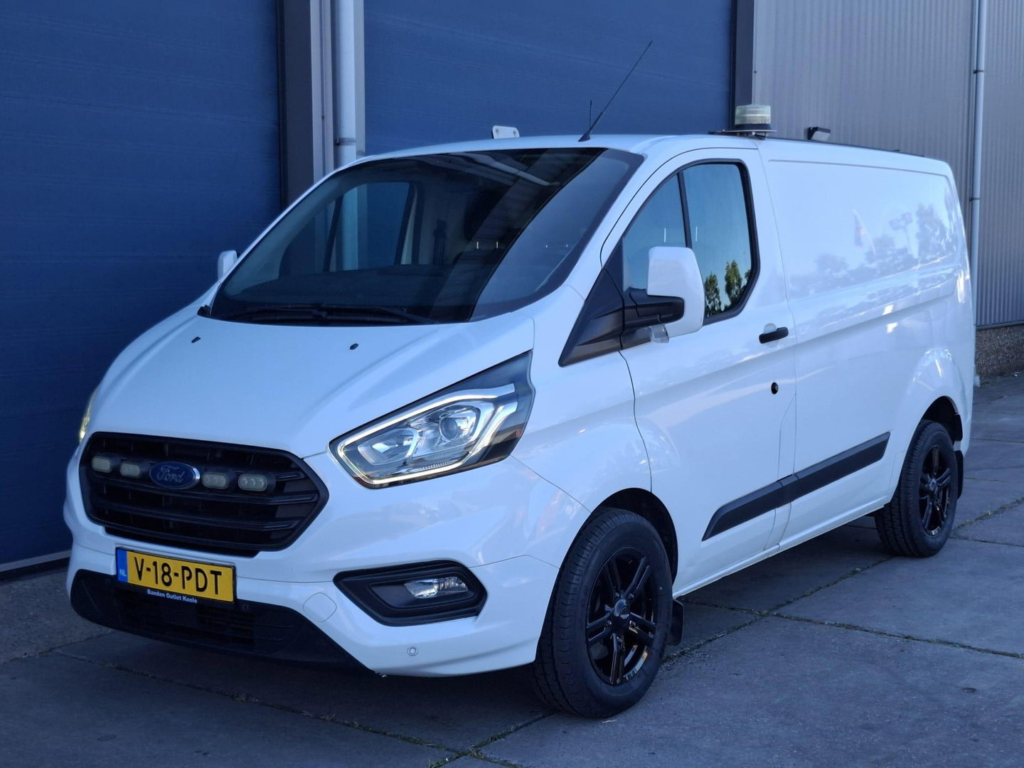 Ford Transit Custom 340 2.0 TDCI L1H1 Trend AIRCO / CRUISE CONTROLE / 3 ZITS / TREKHAAK / EURO 6