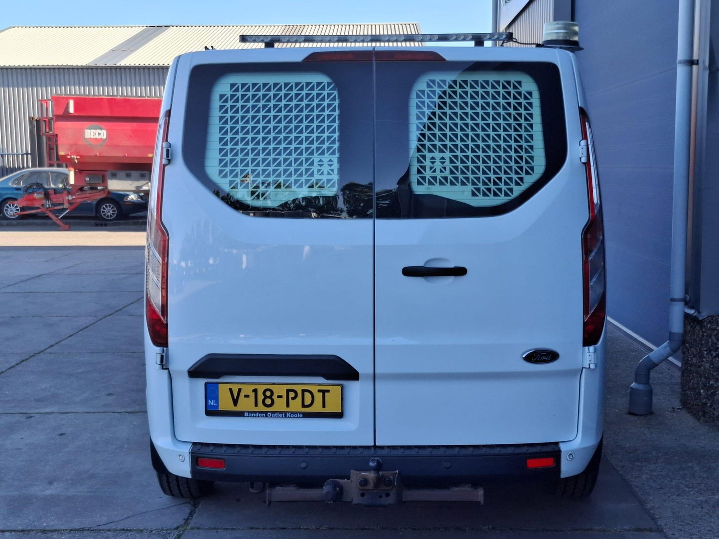 Ford Transit Custom 340 2.0 TDCI L1H1 Trend AIRCO / CRUISE CONTROLE / 3 ZITS / TREKHAAK / EURO 6