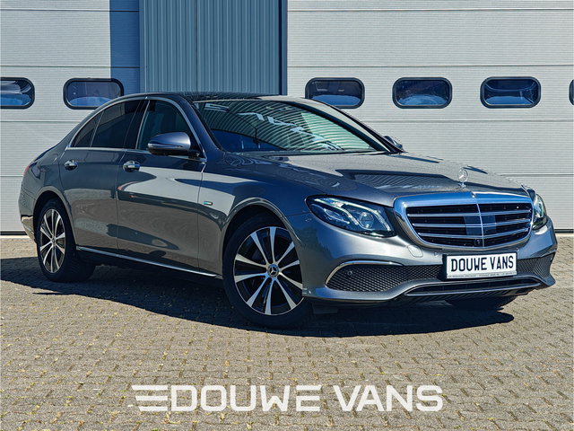 Mercedes-Benz E-Klasse - 300e Head Up Exclusive Memory Burmester Panorama VOL Leder
