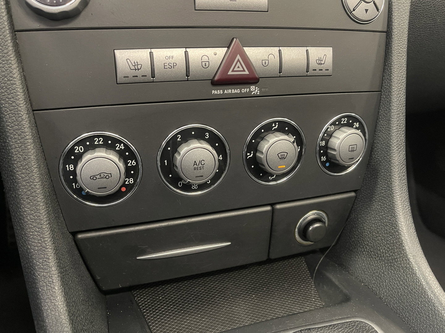 Mercedes-Benz SLK 200 K. | Cabrio | Origineel Nederlands | Unieke Staat | NAP | Rijmodus Regeling | Cruise Control |