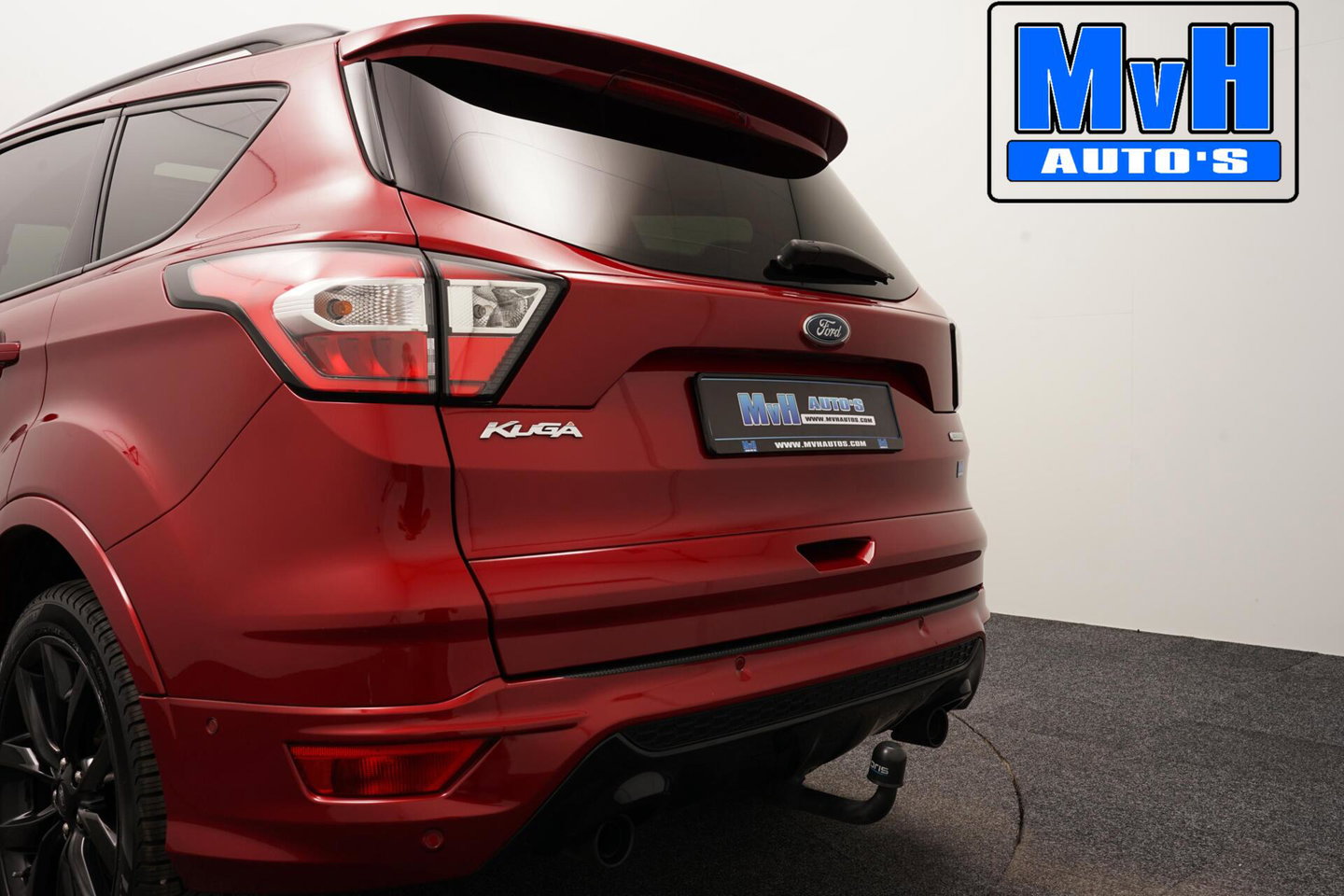 Ford Kuga 1.5 EcoBoost ST Line|PANO|STOEL/STUUR.VERW|TREKHAAK
