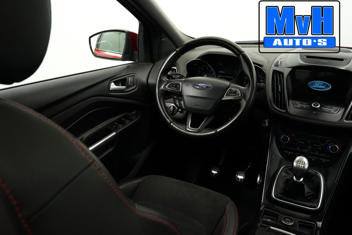 Ford Kuga 1.5 EcoBoost ST Line|PANO|STOEL/STUUR.VERW|TREKHAAK