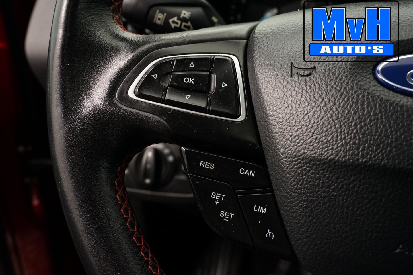 Ford Kuga 1.5 EcoBoost ST Line|PANO|STOEL/STUUR.VERW|TREKHAAK