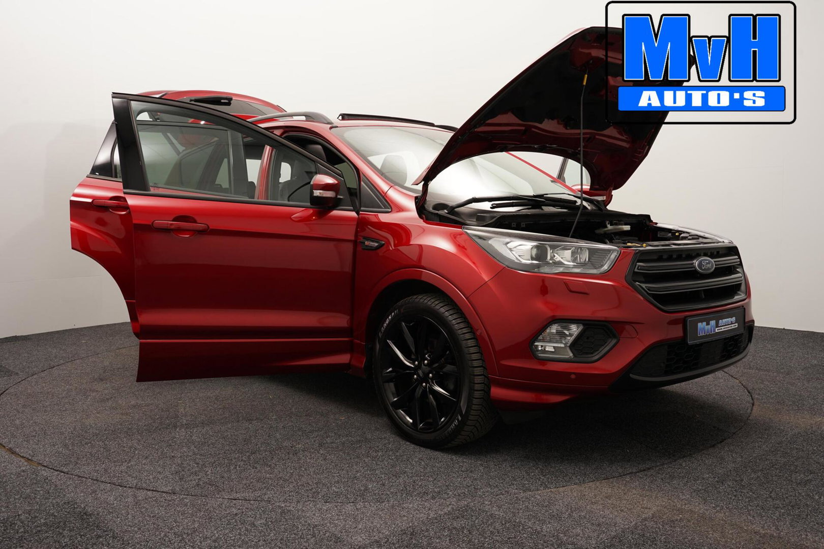 Ford Kuga 1.5 EcoBoost ST Line|PANO|STOEL/STUUR.VERW|TREKHAAK