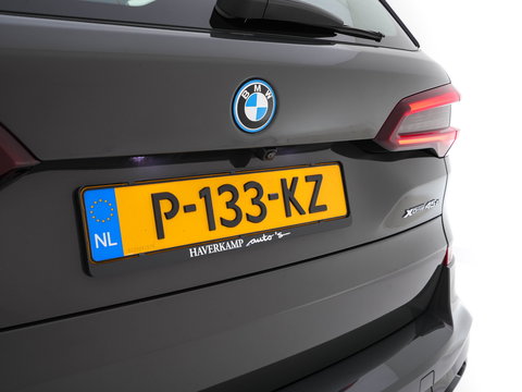 BMW X5 xDrive45e M-Sportpack High Executive (Plug-In) (INCL-BTW) Aut. *PANO | LEATHER |  HEAD-UP | LASERLIGHT | ADAPTIVE-CRUISE | TOPVIEW | BLINDSPOT | MEMORY-PACK | MASSAGE | HIFI-SOUND | HEATED-SPORTSEATS | NAVI-FULLMAP | DIGI-COCKPIT | 22''AL