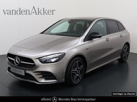 Mercedes-Benz B-Klasse - 250e AMG // Trekhaak // Carplay // Camera // Sfeerverlichting // Nightpakket // LED koplampen