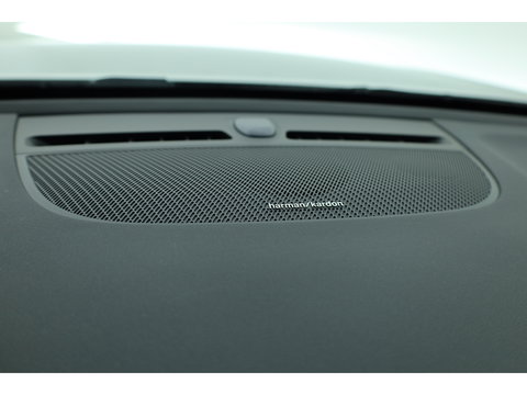 Volvo XC40 2.0 B3 Ultra Dark | Pano-dak | 360 camera | Leer | Pixel LED | ACC | Blis