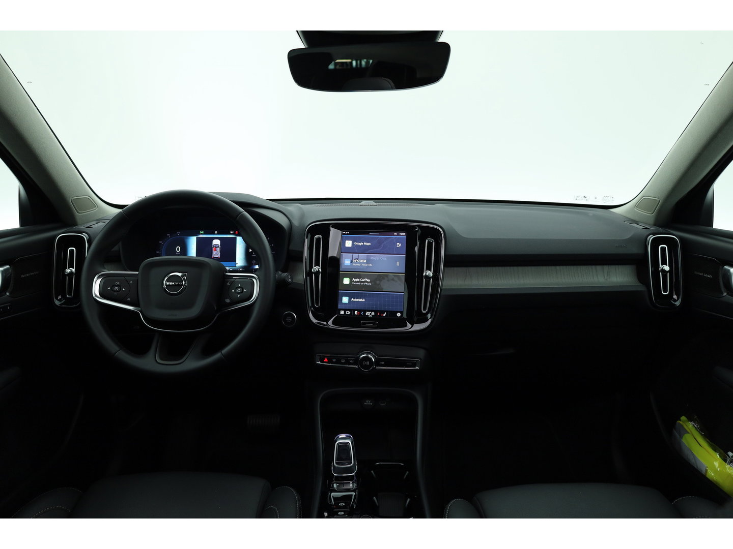 Volvo XC40 2.0 B3 Ultra Dark | Pano-dak | 360 camera | Leer | Pixel LED | ACC | Blis