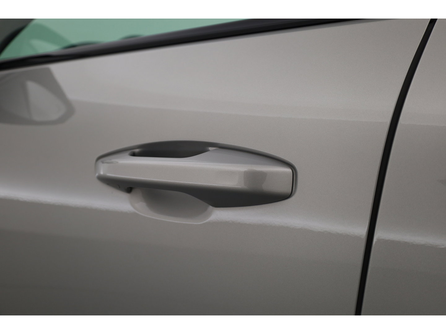 Volvo XC40 2.0 B3 Ultra Dark | Pano-dak | 360 camera | Leer | Pixel LED | ACC | Blis