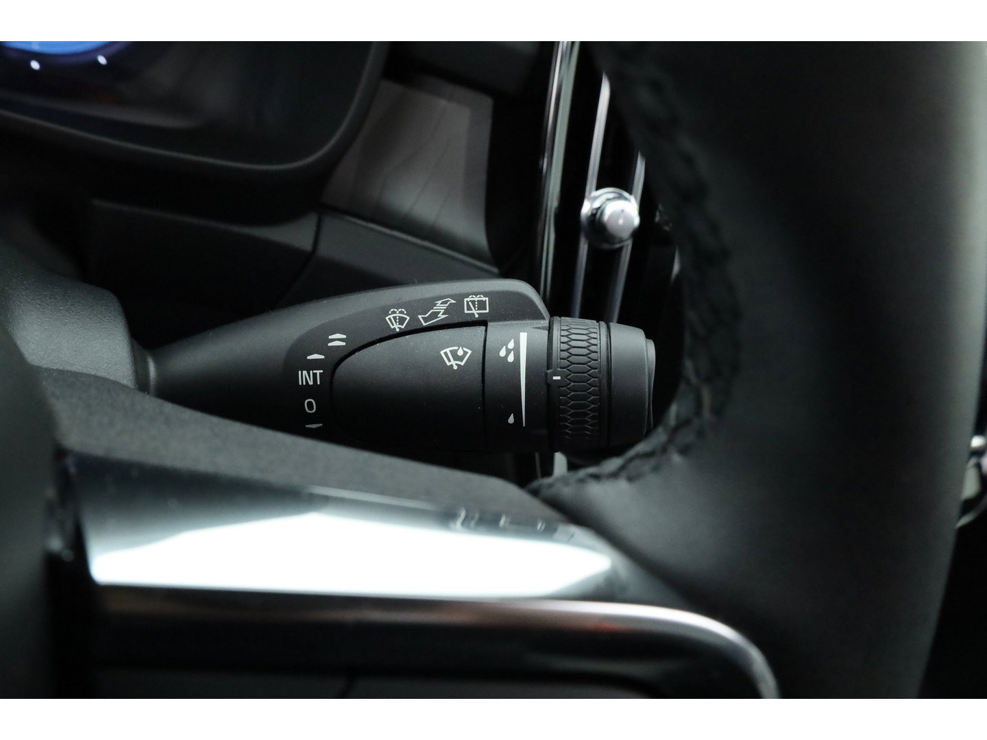 Volvo XC40 Single Motor Ultimate | Pano-dak | ACC | Blis | 360 Camera | H&K Audio | Memory stoelen |