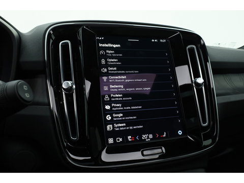 Volvo XC40 Single Motor Ultimate | Pano-dak | ACC | Blis | 360 Camera | H&K Audio | Memory stoelen |
