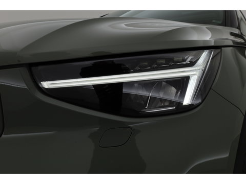 Volvo XC40 Single Motor Ultimate | Pano-dak | ACC | Blis | 360 Camera | H&K Audio | Memory stoelen |