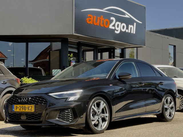 Audi A3 - Limousine 35 TFSI AUT7 S-LINE NAVI DIGI-DASH APPLE-CARPLAY AIRCO LED LMV PDC