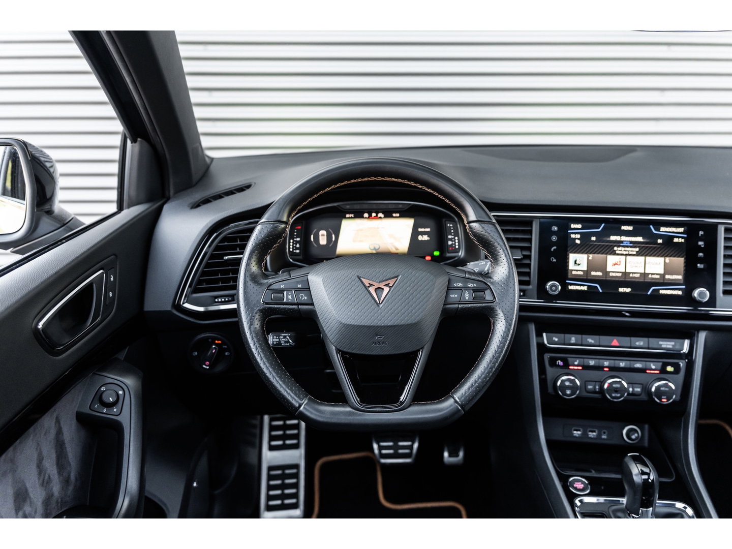 CUPRA Ateca 2.0 TSI 4DRIVE PANO BEATS VIRTUAL TREKHAAK