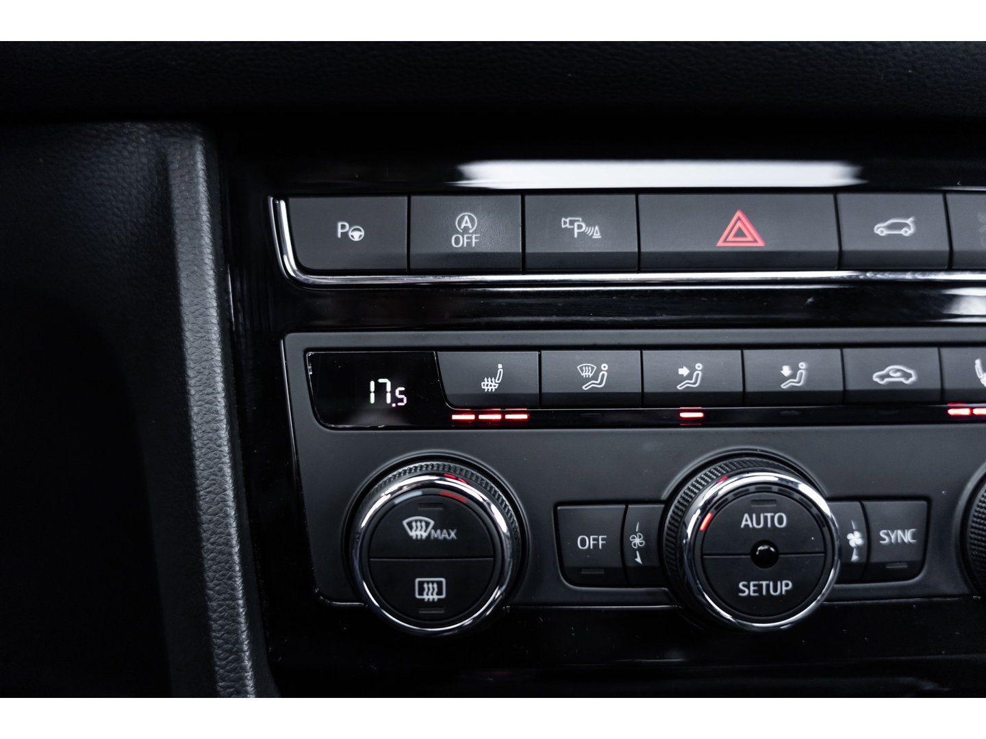 CUPRA Ateca 2.0 TSI 4DRIVE PANO BEATS VIRTUAL TREKHAAK