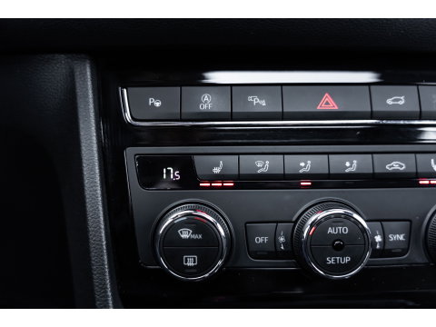 CUPRA Ateca 2.0 TSI 4DRIVE PANO BEATS VIRTUAL TREKHAAK