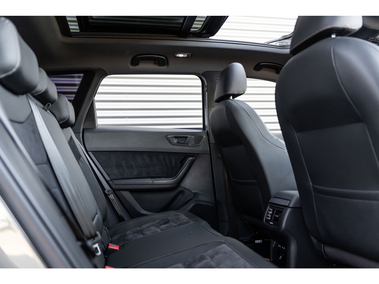 CUPRA Ateca 2.0 TSI 4DRIVE PANO BEATS VIRTUAL TREKHAAK