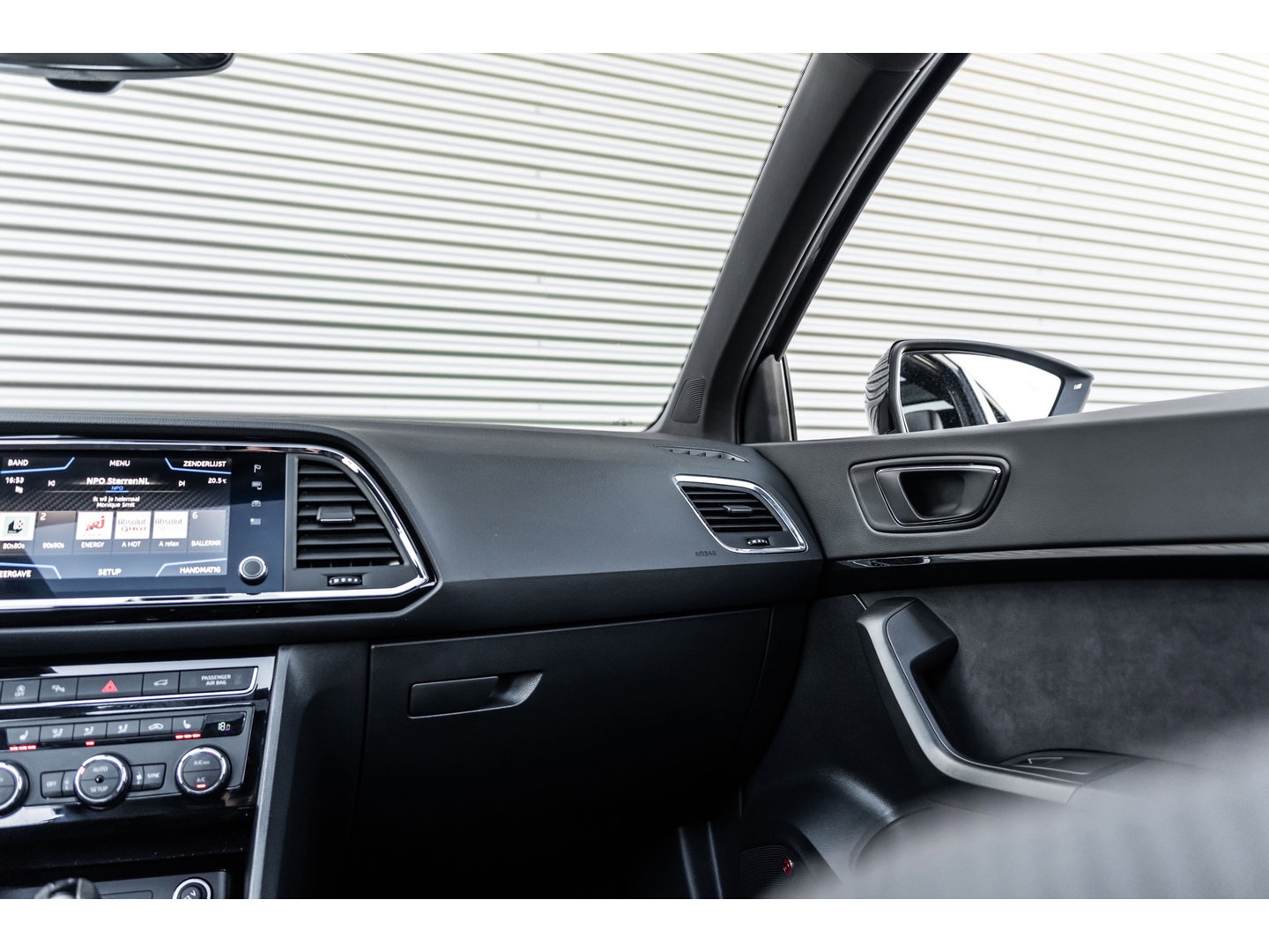 CUPRA Ateca 2.0 TSI 4DRIVE PANO BEATS VIRTUAL TREKHAAK
