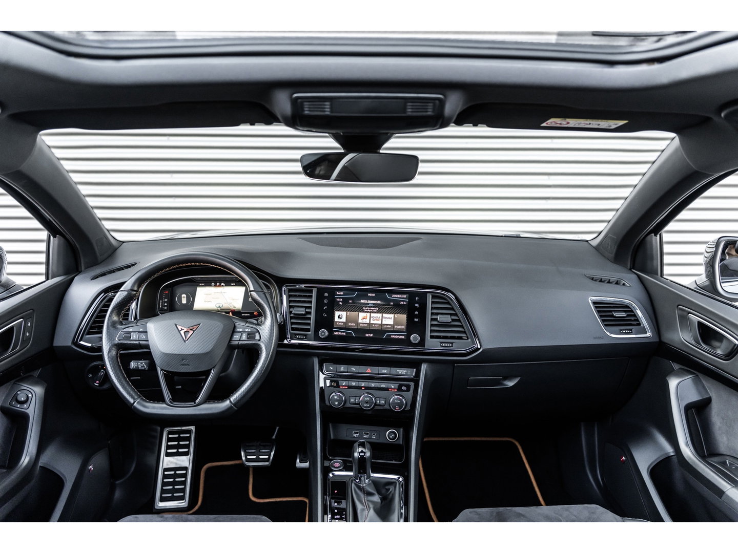 CUPRA Ateca 2.0 TSI 4DRIVE PANO BEATS VIRTUAL TREKHAAK