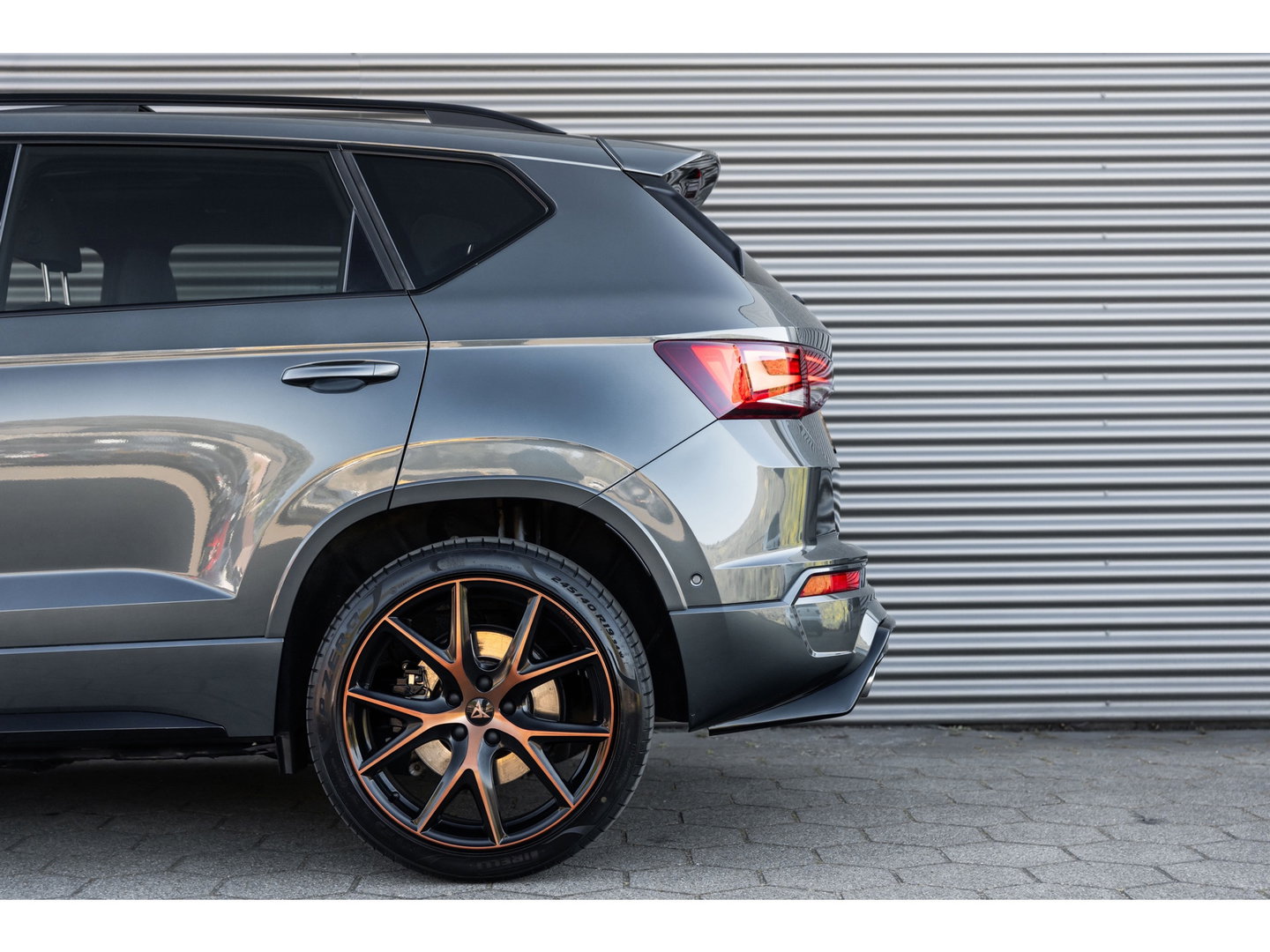 CUPRA Ateca 2.0 TSI 4DRIVE PANO BREMBO BEATS VIRTUAL CAMERA