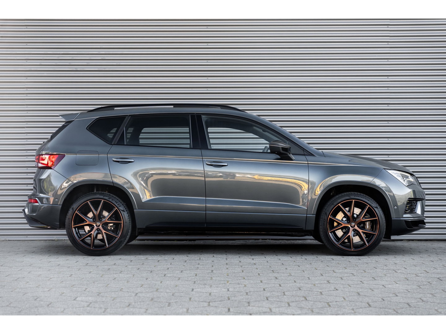 CUPRA Ateca 2.0 TSI 4DRIVE PANO BREMBO BEATS VIRTUAL CAMERA