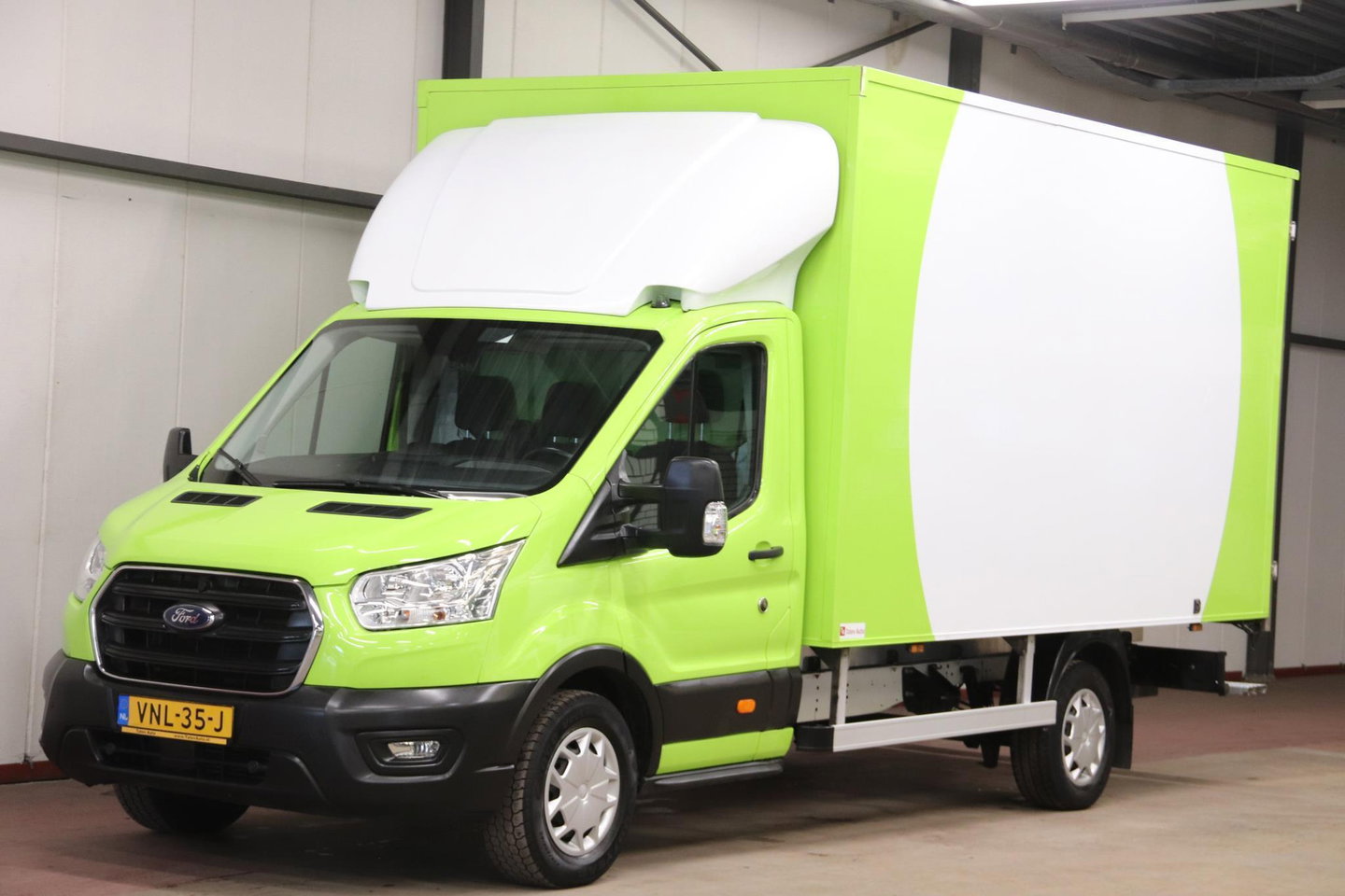 Ford Transit 2.0 TDCI BAKWAGEN MEUBELBAK AUTOMAAT EURO 6 Ford Transit 350 2.0 TDCI BAKWAGEN MEUBELBAK AUTOMAAT EURO 6