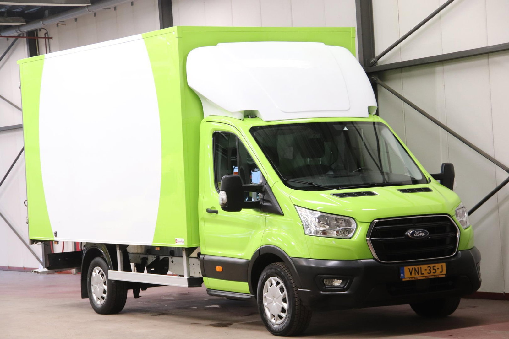 Ford Transit 2.0 TDCI BAKWAGEN MEUBELBAK AUTOMAAT EURO 6 Ford Transit 350 2.0 TDCI BAKWAGEN MEUBELBAK AUTOMAAT EURO 6