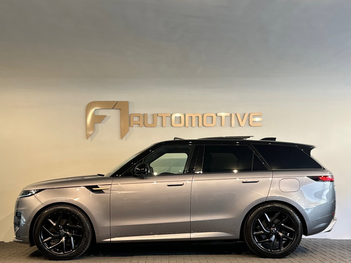 Land Rover Range Rover Sport 3.0 P460e Dynamic SE Pano|BTW