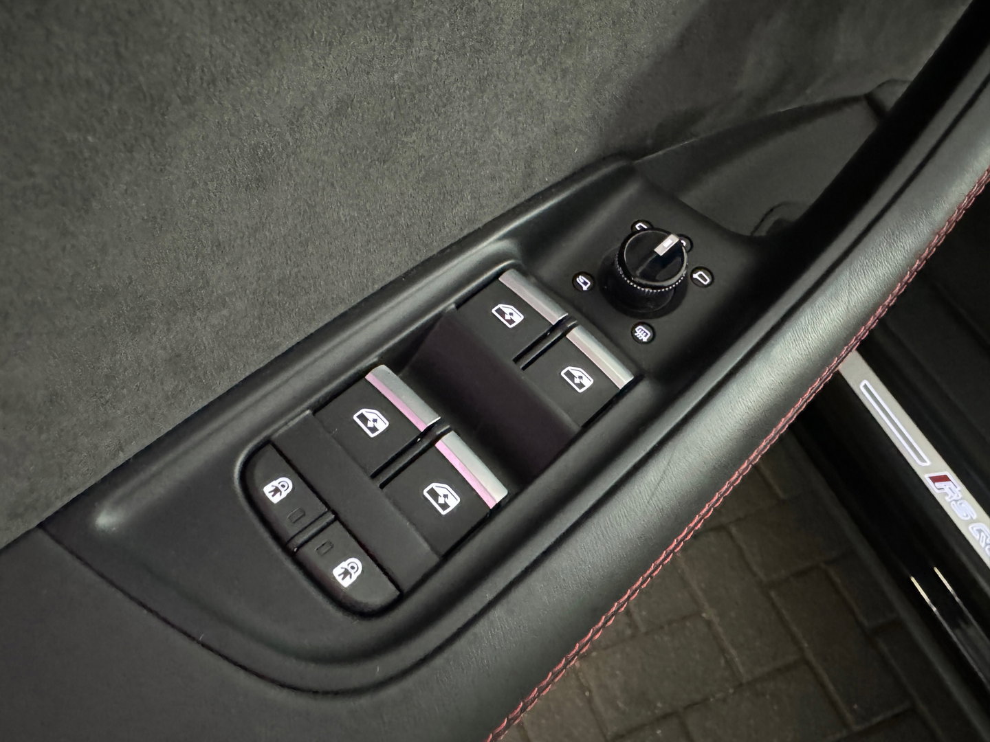 Audi RSQ8 4.0 TFSI quattro Pano|Ceramic|Akrapovic|Carbon|BTW