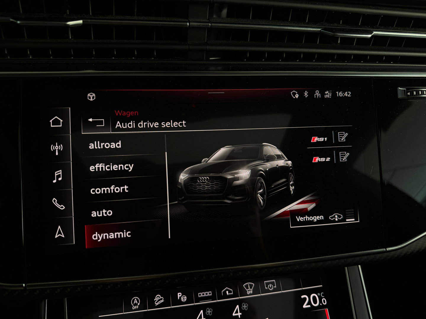 Audi RSQ8 4.0 TFSI quattro Pano|Ceramic|Akrapovic|Carbon|BTW