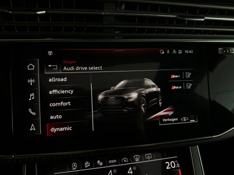 Audi RSQ8 4.0 TFSI quattro Pano|Ceramic|Akrapovic|Carbon|BTW