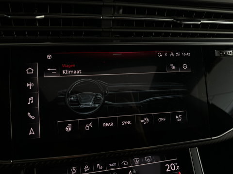 Audi RSQ8 4.0 TFSI quattro Pano|Ceramic|Akrapovic|Carbon|BTW