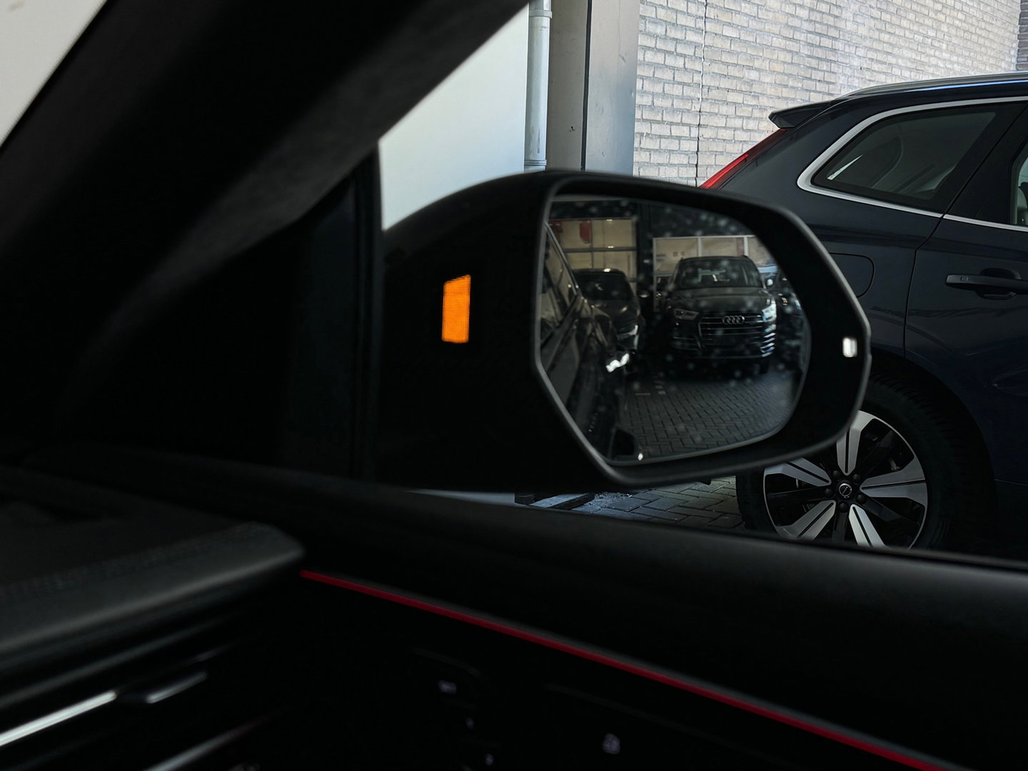 Audi RSQ8 4.0 TFSI quattro Pano|Ceramic|Akrapovic|Carbon|BTW