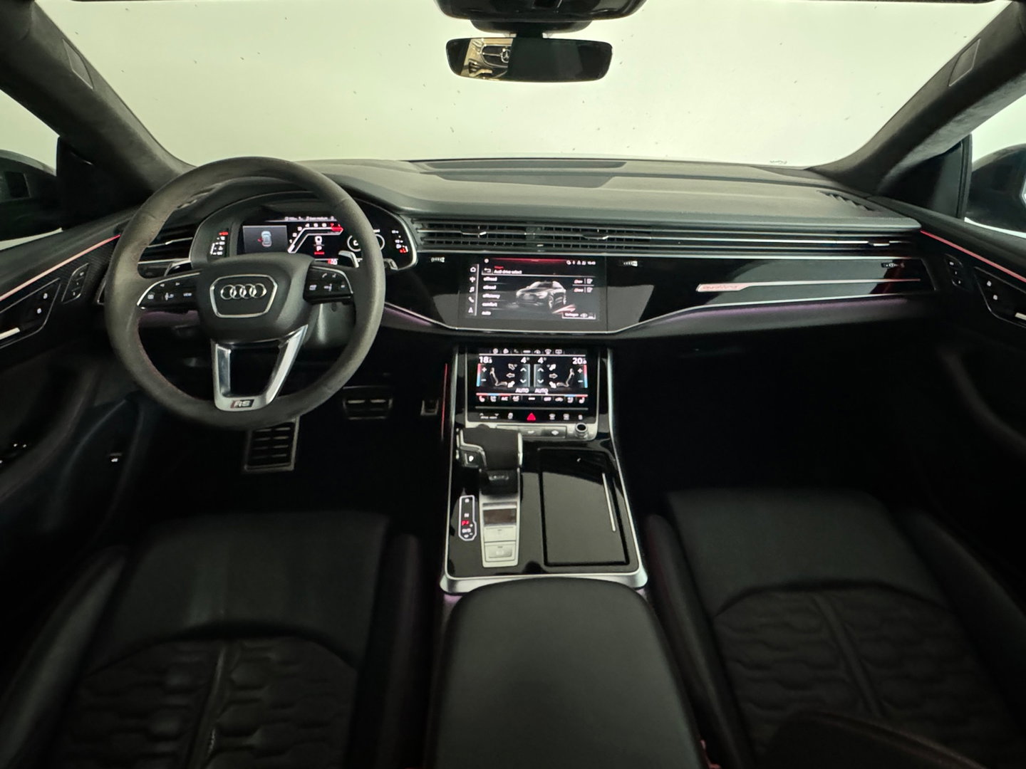 Audi RSQ8 4.0 TFSI quattro Pano|Ceramic|Akrapovic|Carbon|BTW