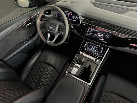 Audi RSQ8 4.0 TFSI quattro Pano|Ceramic|Akrapovic|Carbon|BTW