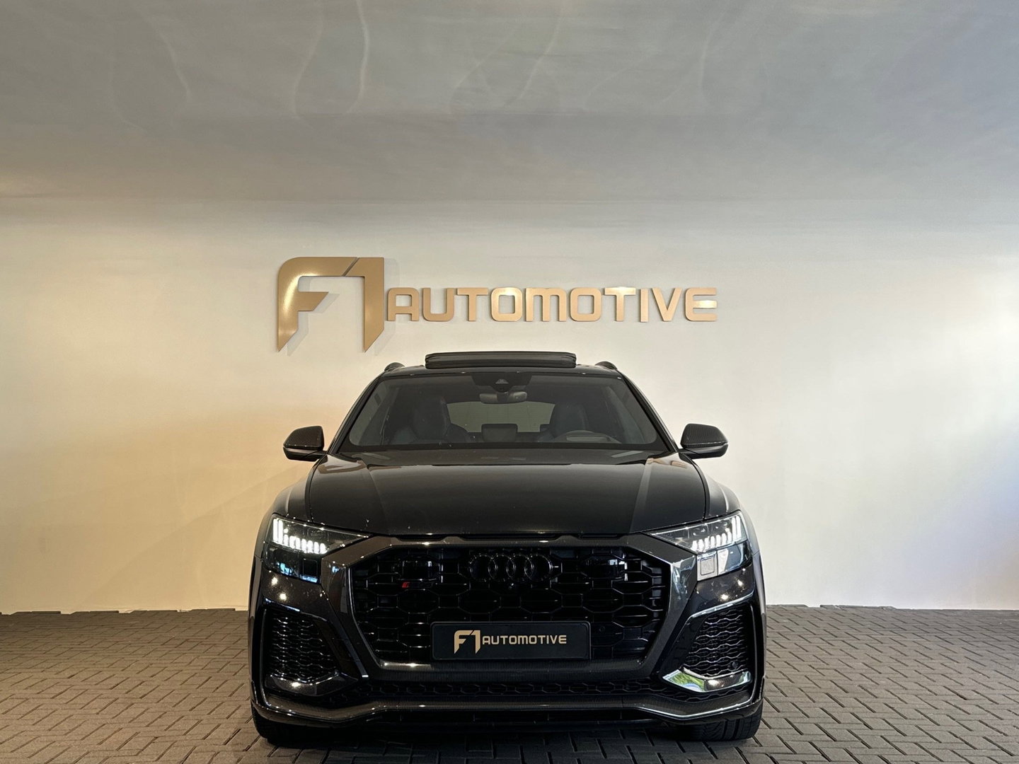 Audi RSQ8 4.0 TFSI quattro Pano|Ceramic|Akrapovic|Carbon|BTW