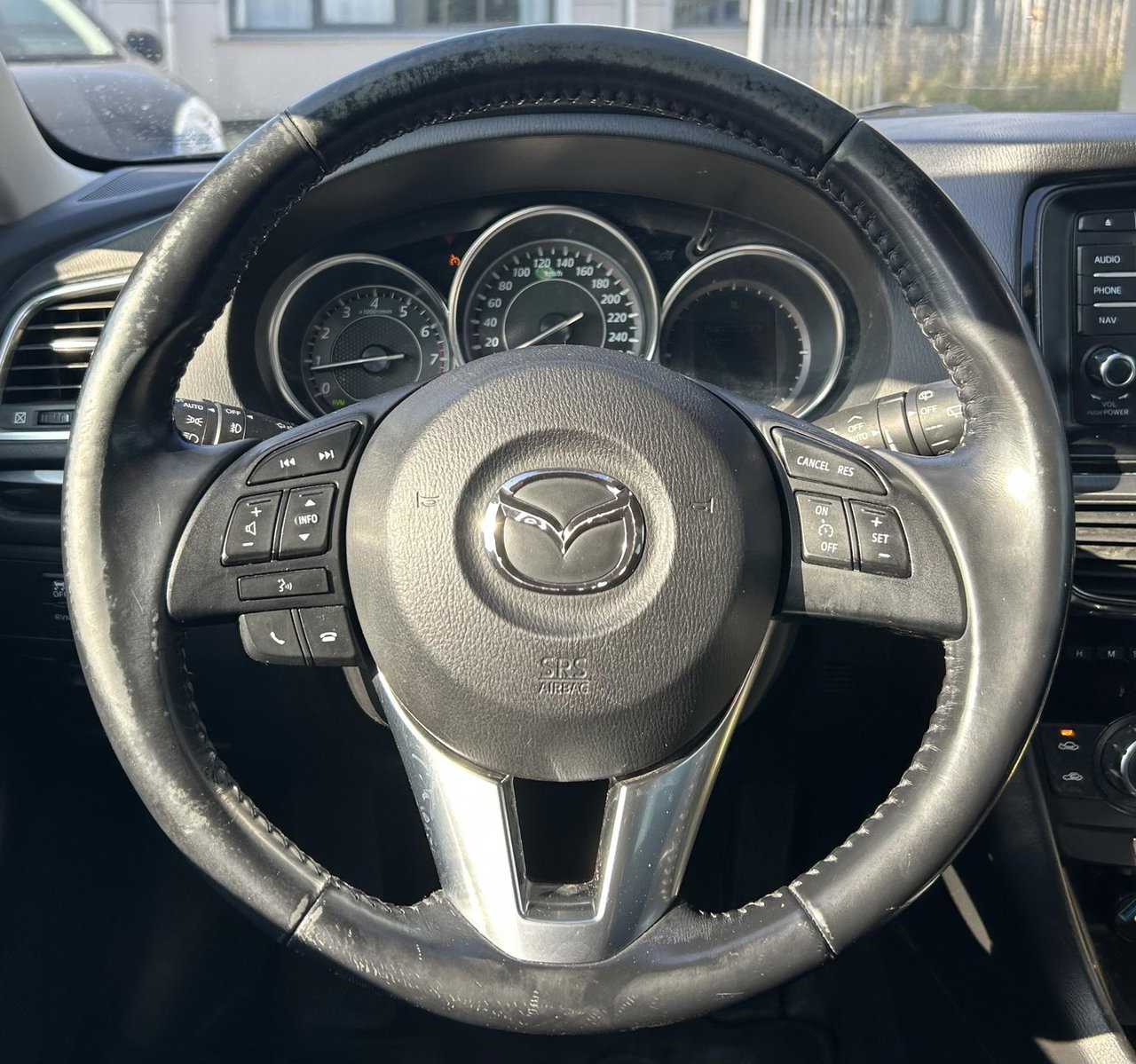 Mazda 6