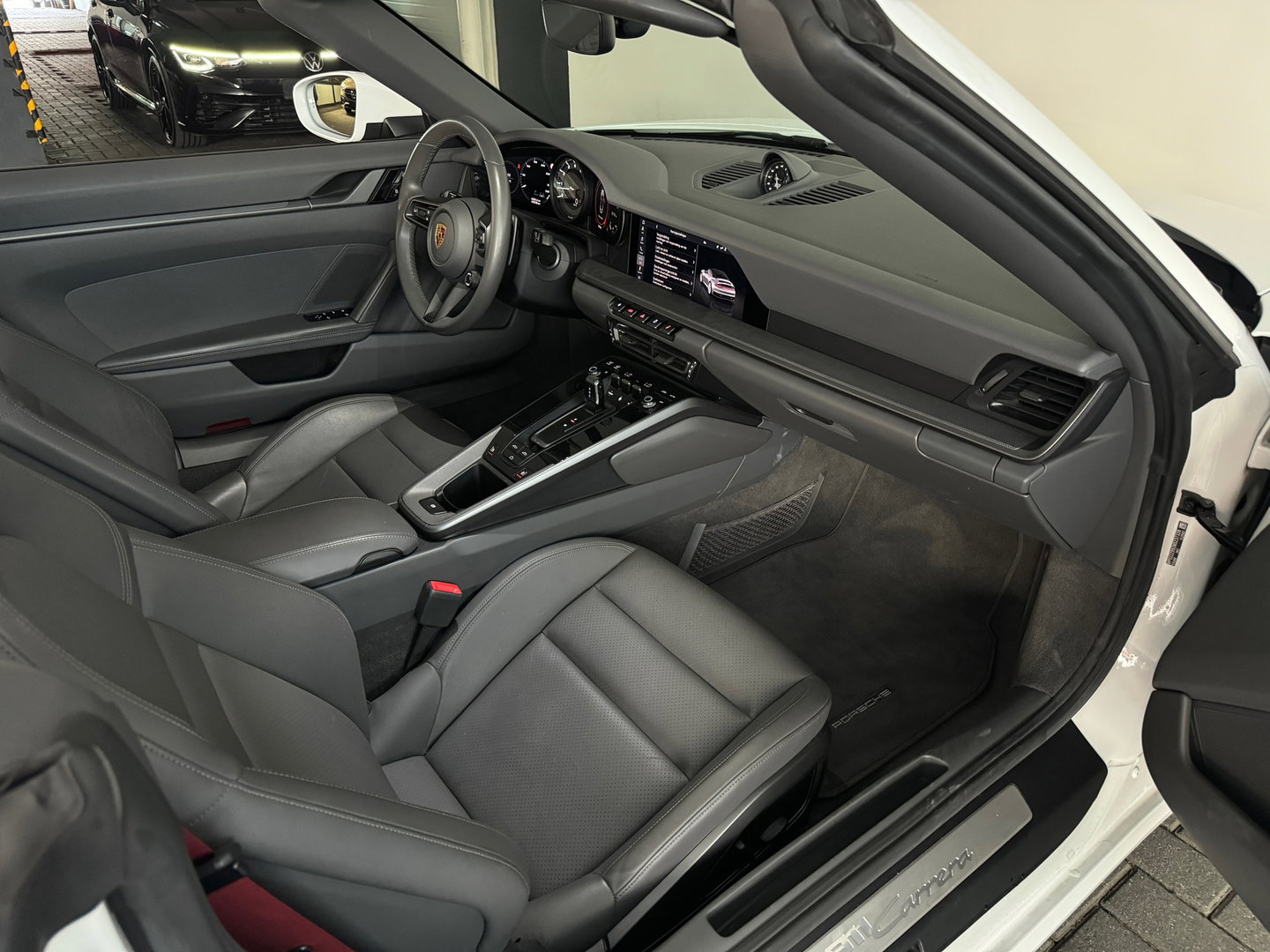 Porsche 911 Cabrio 3.0 Carrera 992 385PK Sportuitlaat|PDK