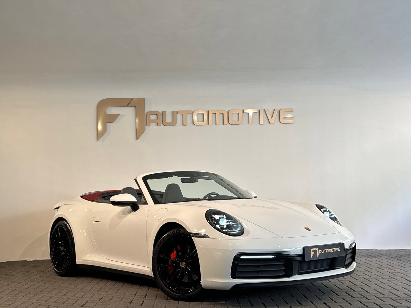 Porsche 911 Cabrio 3.0 Carrera 992 385PK Sportuitlaat|PDK