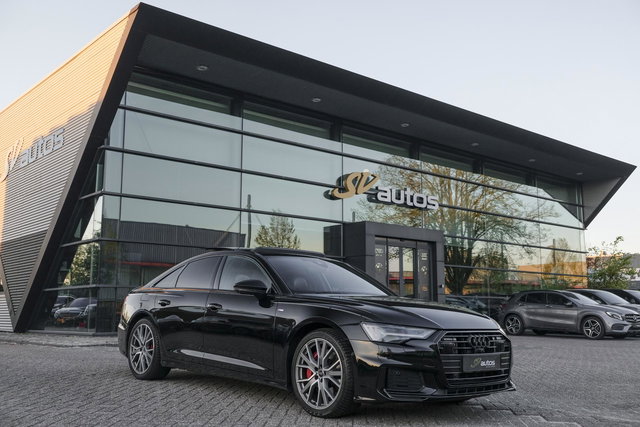 Audi A6 - Limousine 55 TFSIe Competion 367pk Quattro Panoramadak 4-wielbesturing Nachtzicht B&O audio Matrix Trekhaak elektrisch