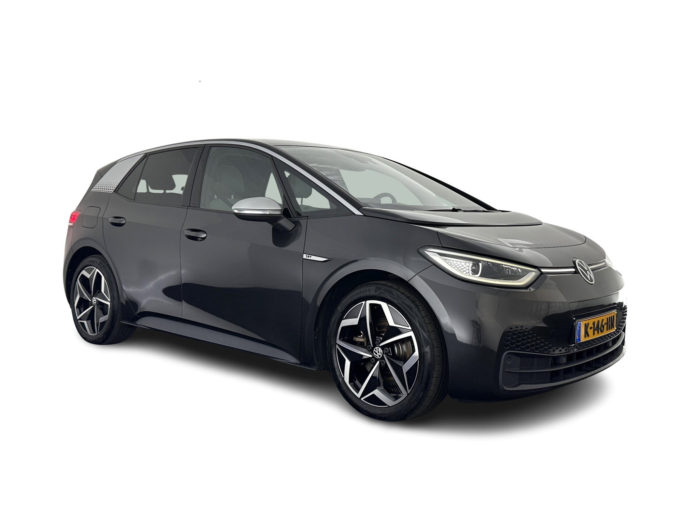 Volkswagen ID.3 First Plus 58 kWh [ 3-Fase ] (INCL.BTW) Aut. *FULL-LED | HEATED-COMFORTSEATS | CAMERA | DIGI-COCKPIT | NAVI-FULLMAP | KEYLESS | PRIVACY-GLASS | AMBIENT-LIGHT | ECC | PDC | CRUISE | 19''ALU*