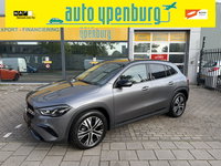 Mercedes-Benz GLA - 200 Luxery Line * Panoramadak * Sfeerverlichting * Multibeam Led * Leder / Stof *