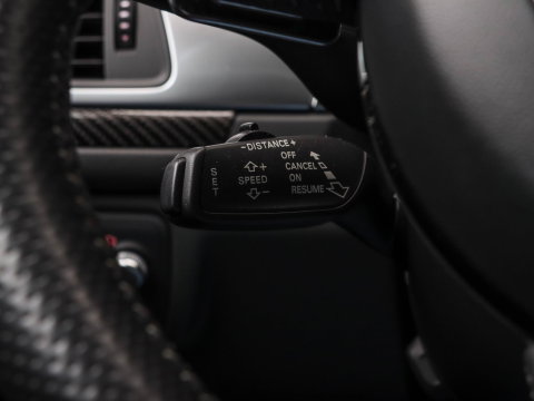 Audi RS6 4.0 TFSI RS 6 quattro Keramisch B&O Adv. HeadUp Nachtzicht Panodak Softclose