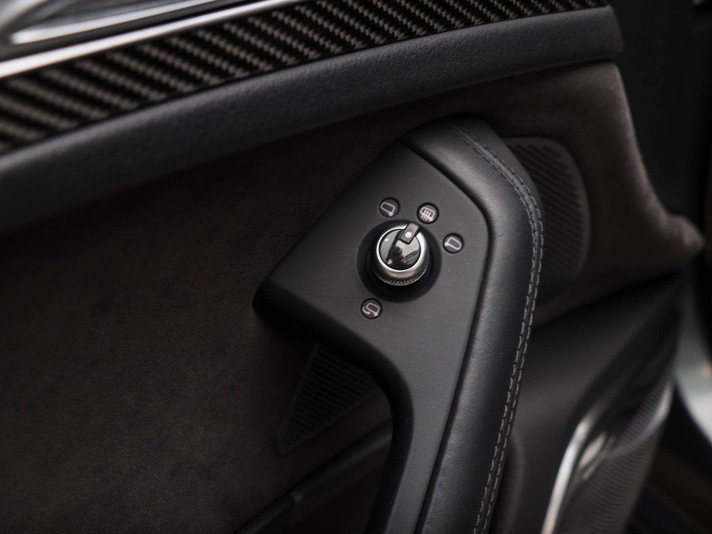 Audi RS6 4.0 TFSI RS 6 quattro Keramisch B&O Adv. HeadUp Nachtzicht Panodak Softclose