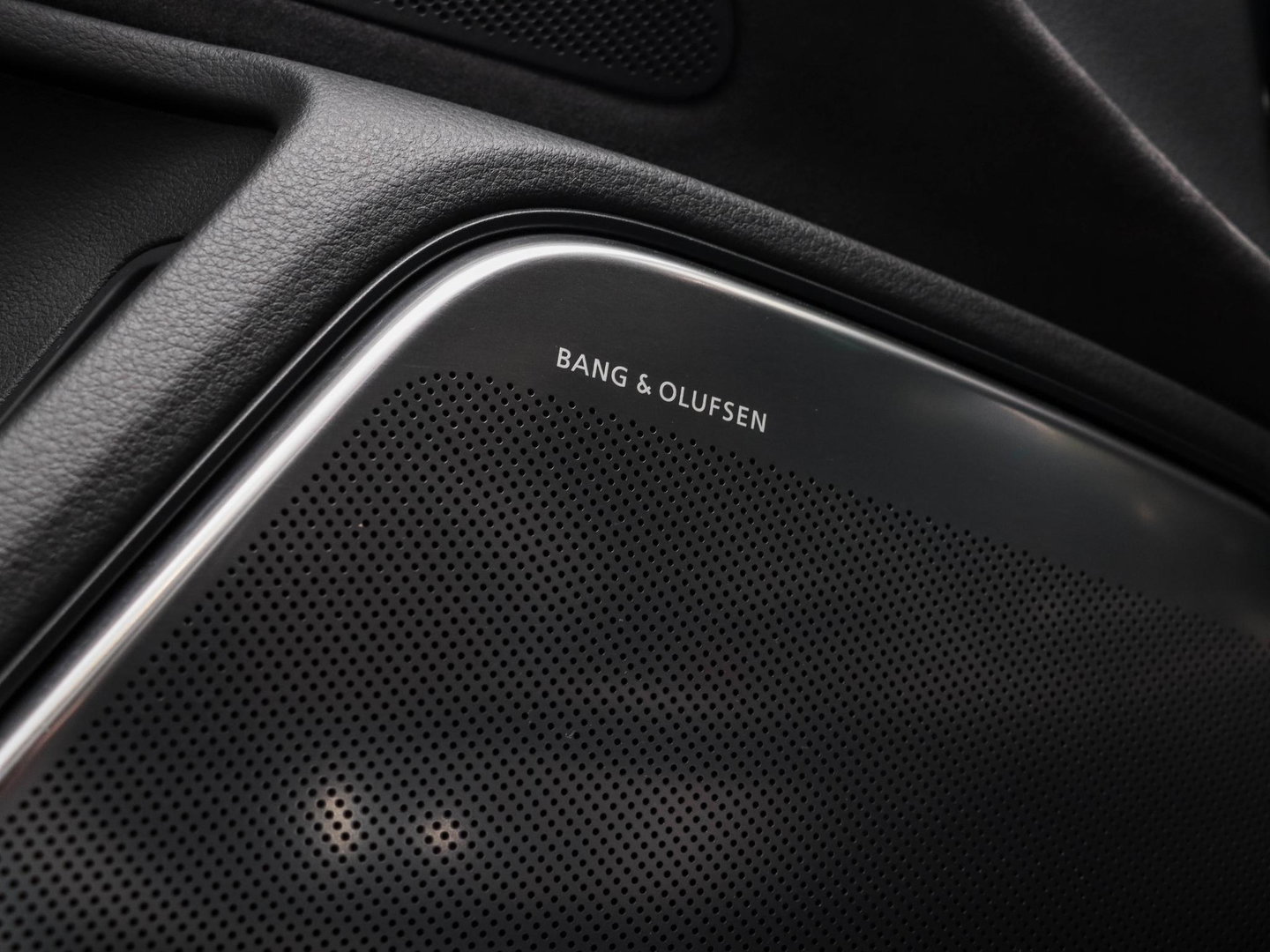 Audi RS6 4.0 TFSI RS 6 quattro Keramisch B&O Adv. HeadUp Nachtzicht Panodak Softclose