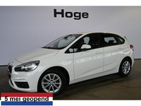 BMW 2 Serie - Active Tourer 218i Airco Trekhaak LED Lichtmetaal Rijklaarprijs Inruil Mogelijk!